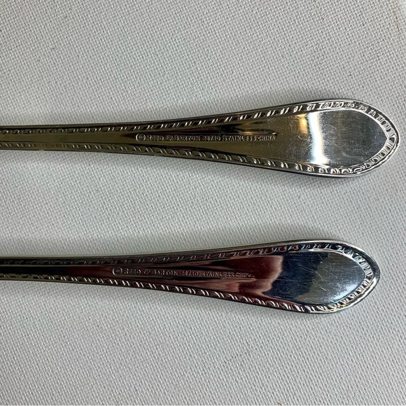 Reed & Barton Traditional Tanglewood 18/10 Stainless Slotted Spoon Serving Set 2 - Picture 15 of 16